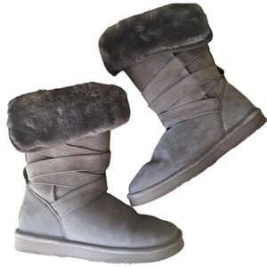 Lamo Sherpa lined fur boots Size‎ 8 B72